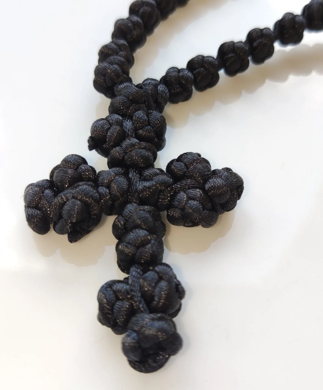 Mount Athos Waxed Prayer Rope with 33 Knots & Woven Cross – Multiple Colors (Black, Red, Green, Blue) - Image 5